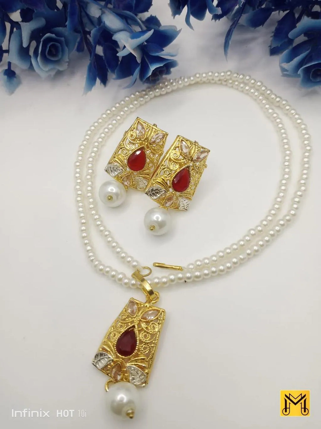 Box Design Gold Plated Gemstone Artificial Set